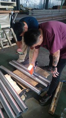 Труба из титанового сплава прецизионная по стандарту DIN 17850 с индивидуальным диаметром из титанового сплава для медицинского оборудования