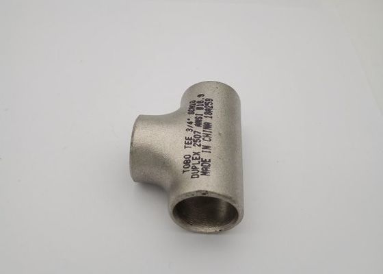 Штуцер тройника B366 UNS N04400 Monel 400 санитарный равный