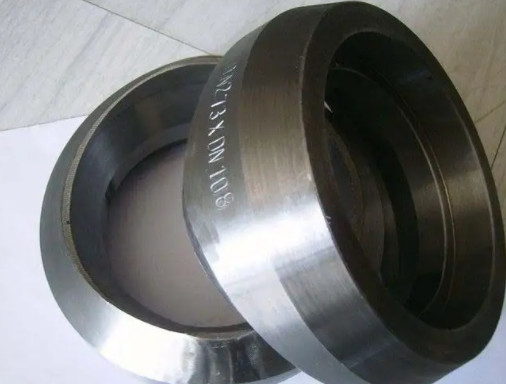 ASME B16.11 Высокий уровень давления настраиваемая форма и размер носилки 1/2 "-42" 304L 316L уровень давления #3000 трубные фитинги