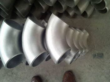 Провода шестиугольника штуцеров трубы водопровода провода батта локтя горячего погружения гальванизированные штуцеры стальной трубы двойного совместного наружного томительно-тягучие