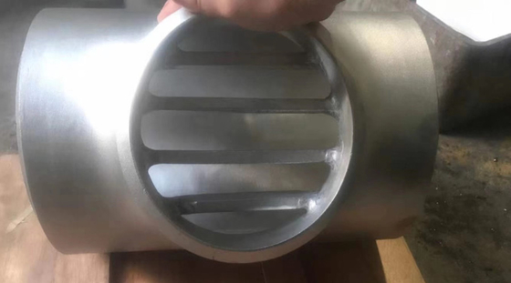 ТРОЙНИК ASTM B16.9 A403 WP304H STD S2205 S31803 СУПЕР ДВУХШПИНДЕЛЬНОЙ ЗАПЕРТЫЙ ТРУБОЙ